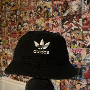 adidas bucket hat